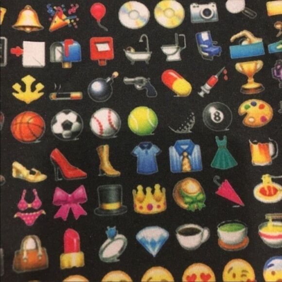 Terez Women Little Emojis Printed Black Capri Leggings - Size S - Picture 2 of 5